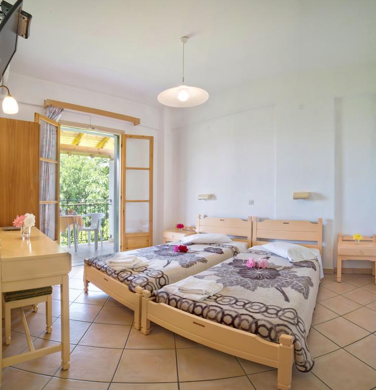 Villa Rebecca Agios Gordios  Exterior photo